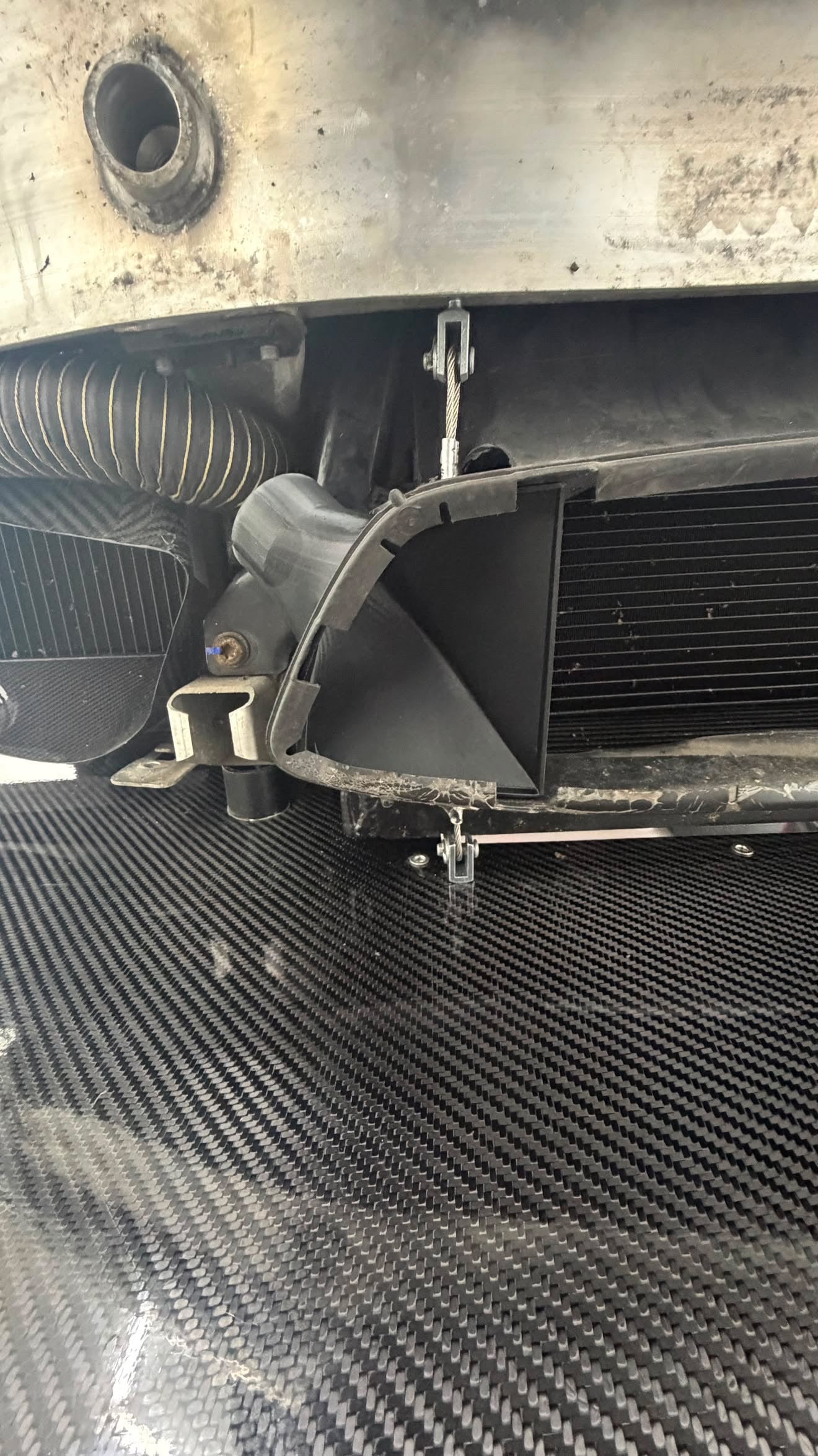 BMW F8X Lower Grille Duct