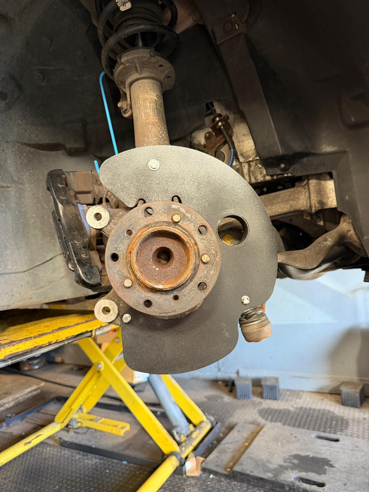 BMW E9X M Backing plates